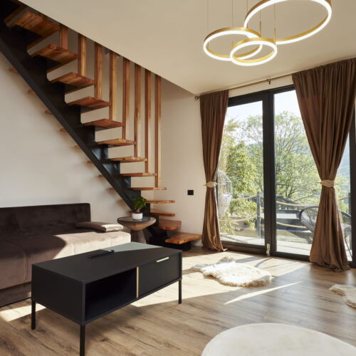 Vila întreaga unitate cu vedere spre munte pentru 6 pers. (se inchirieaza doar integral)