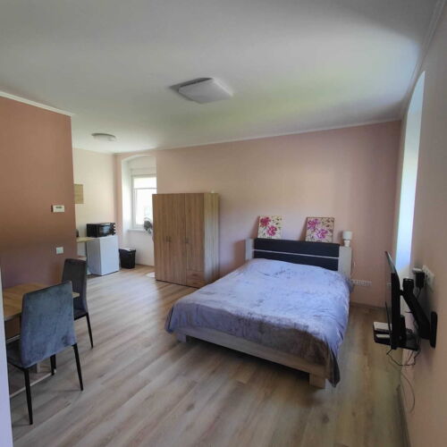 Apartament 2-osobowy z prysznicem z własną kuchnią (możliwa dostawka)