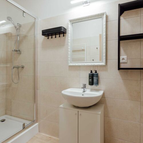 Apartament 2-osobowy z prysznicem z własną kuchnią