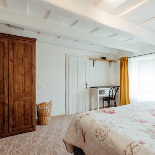 Chalupa 4-osobowy z prysznicem z własną kuchnią (możliwa dostawka)