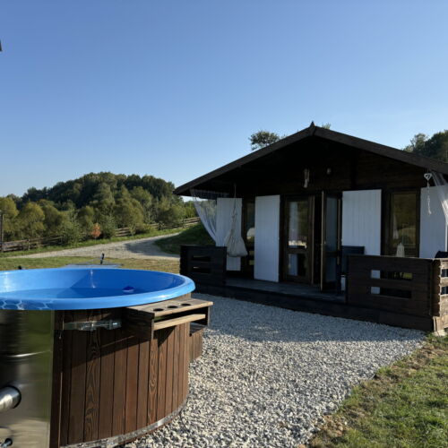 Domek całoroczny 3-osobowy z klimatyzacją z widokiem na góry (możliwa dostawka)