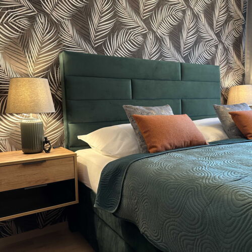 Apartament la etaj cu duș cu 2 camere pentru 4 pers.