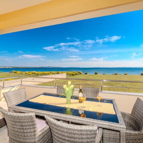 Apartament family cu vedere spre mare cu 3 camere pentru 6 pers.