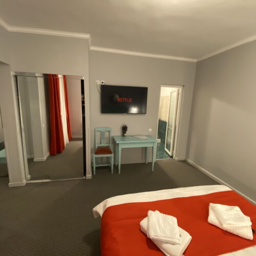 Suita superior la etaj cu 1 camera pentru 4 pers.