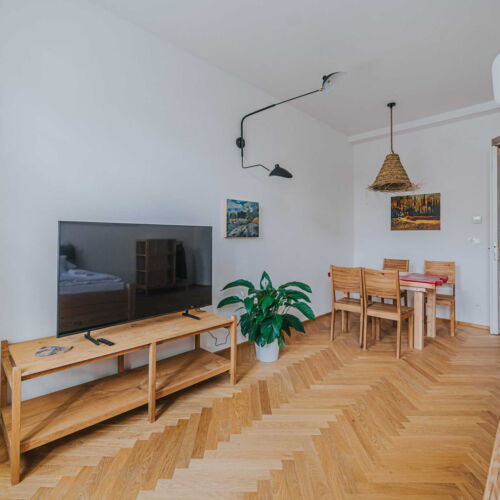 Apartament cu duș cu chicinetă proprie pentru 4 pers.