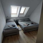 Apartman se sprchou s vlastní kuchyňkou pro 5 os.