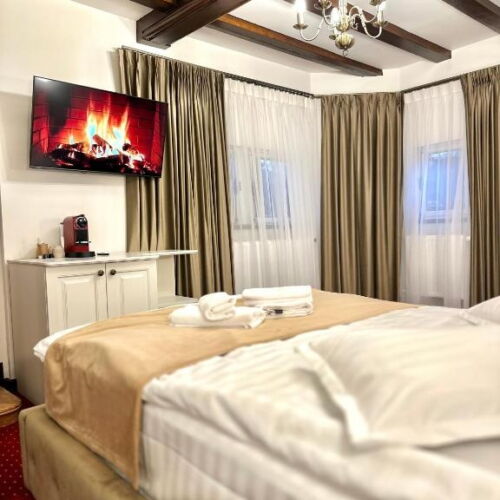 Camera dubla king la parter