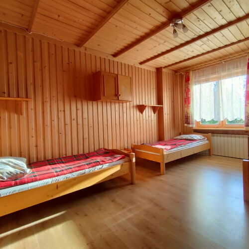 Pokój 5-osobowy na parterze z aneksem kuchennym