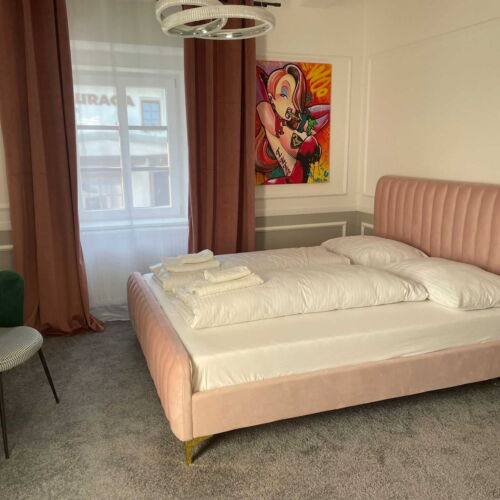 Izba s manželskou posteľou (s možnosťou prístelky)