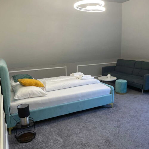 Apartmán so sprchou s vlastnou kuchynkou s manželskou posteľou s 1 spálňou (s možnosťou prístelky)