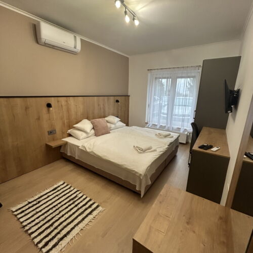 Rodinný Apartman pro 4 os. se 2 ložnicemi na přízemí (s možností přistýlky)