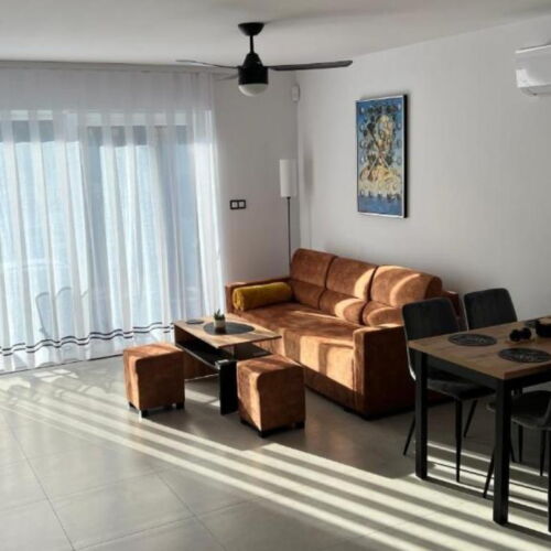 Apartament 4-osobowy z widokiem na ogród