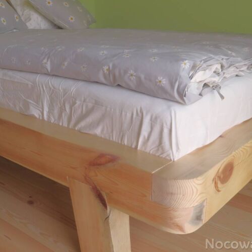 Kerthelyiséggel franciaágyas szoba