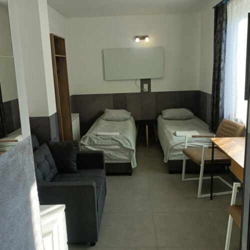 Ground Floor Twin Room ensuite