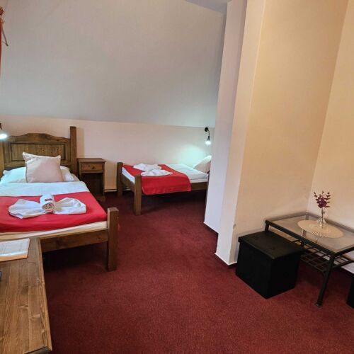 Economy Upstairs Triple Room