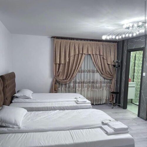 Lux Erdgeschosses Zweibettzimmer