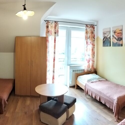 Mountain View Upstairs Quadruple Room