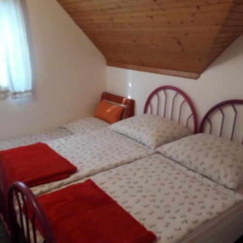 Classic Family Holiday Home for 8 Persons