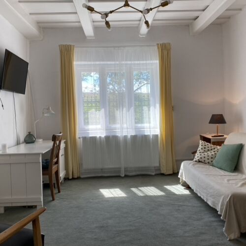 Casă de vacanță cu bucătărie proprie tV cu ecran plat pentru 4 pers. (se inchirieaza doar integral)