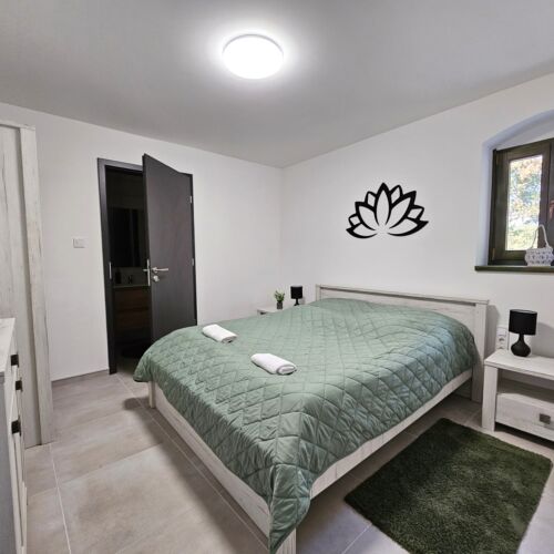 Földszinti Standard franciaágyas szoba