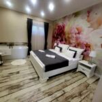 Kertre néző földszintes 4 fős apartman 2 hálótérrel (pótágyazható)