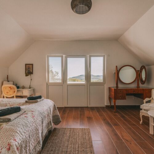 Apartman s manželskou postelí s 1 ložnicí s výhledem na hory na poschodí