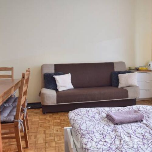 Pokój 4-osobowy z dostępem do ogrodu