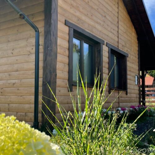 Cabană cu grădină cu vedere spre munte pentru 8 pers. (se inchirieaza doar integral)