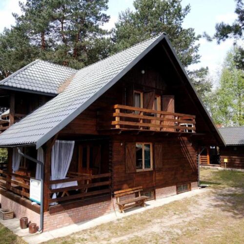 Cabană pentru 8 pers. (se inchirieaza doar integral)