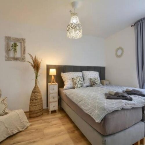 Hegyekre néző emeleti 5 fős apartman 2 hálótérrel