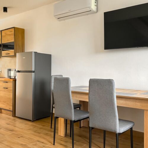 Casă de vară pentru 5 pers. (se inchirieaza doar integral)