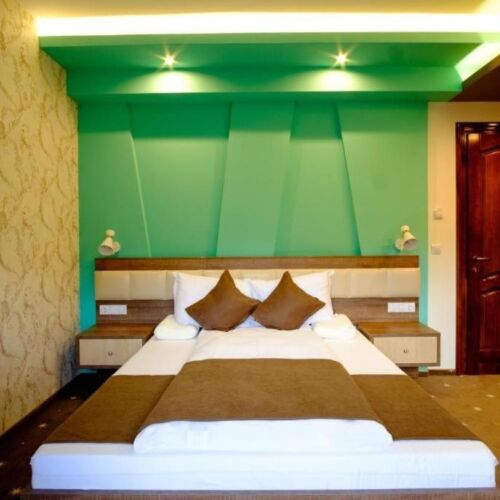 Camera dubla la mansardă