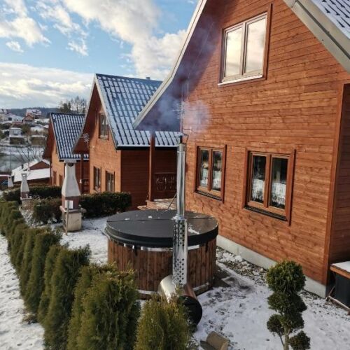 Domek drewniany 8-osobowy z tarasem