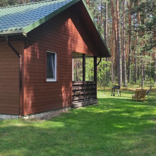 Casă de vacanță cu vedere spre pădure pentru 5 pers. (se inchirieaza doar integral)