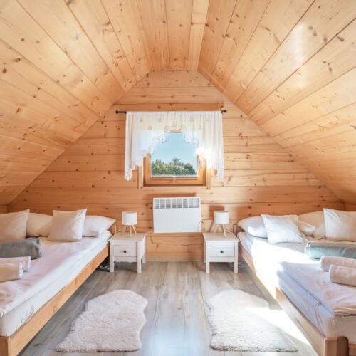 Mountain View Whole House Chalet for 8 Persons
