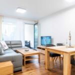 Apartman se sprchou s privátní koupelnou mimo apartmán pro 4 os. (s možností přistýlky)