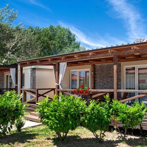 Roubenka (jako celek) pro 6 os. s částečným výhledem na moře celý Dům