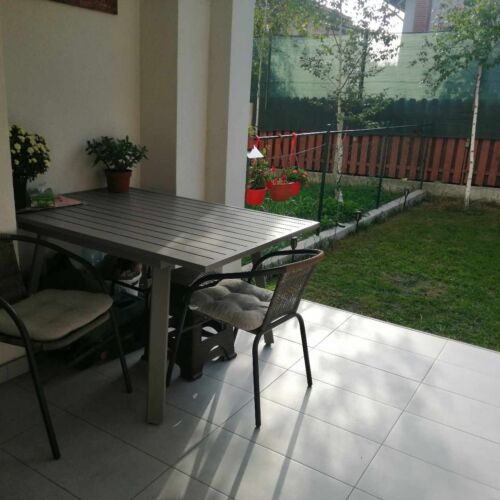 Apartament la parter cu 2 camere pentru 4 pers. (se poate solicita pat suplimentar)