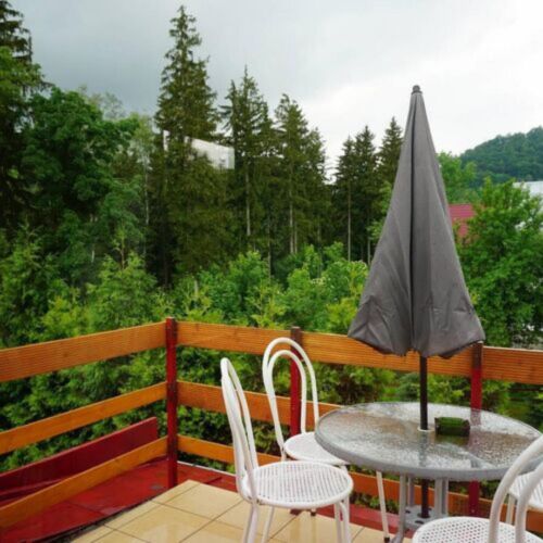 House for 15 Persons