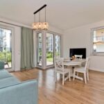 Apartament 4-osobowy z tarasem z 2 pomieszczeniami sypialnianymi
