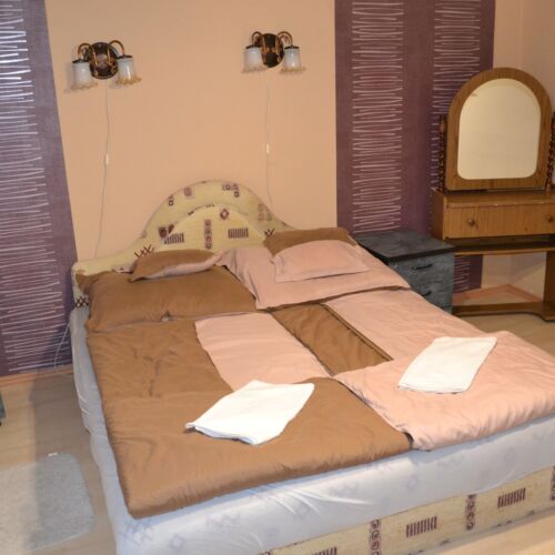 Classic 2-Room Family Apartment for 5 Persons