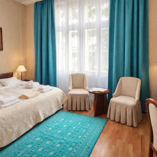 Grand Castle Quadruple Room