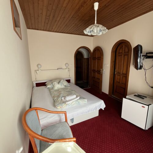 Pokój 2-osobowy na piętrze na poddaszu