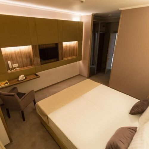 Camera dubla premium cameră cu pat matrimonial sau paturi twin