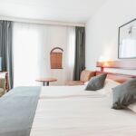 Camera twin confort cu balcon