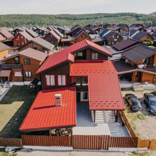 Deluxe House for 24 Persons