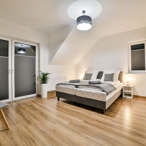 Deluxe Upstairs Twin Room