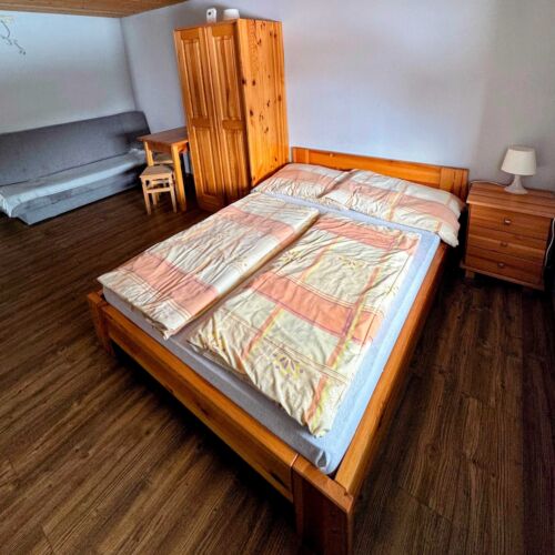 Pokoj se sprchou  pro 2 os. (s možností přistýlky)