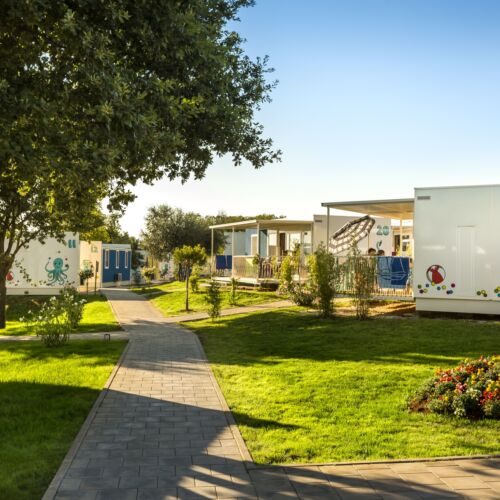 Casă de vacanță premium casă mobilă pentru 5 pers. (se inchirieaza doar integral)