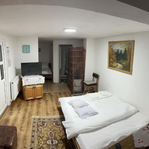 Pokoj s manželskou postelí